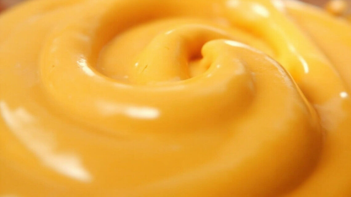 Découvrez la sauce creamy deluxe de mcdonald's